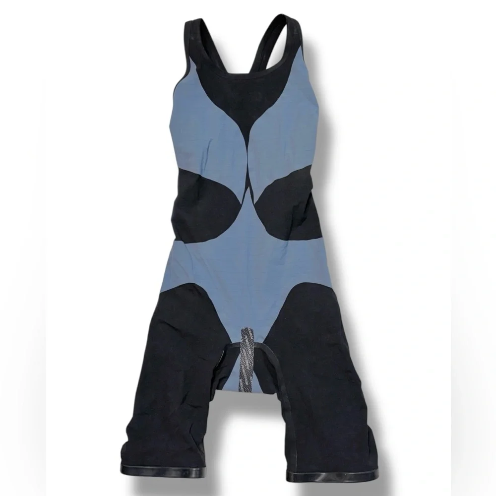ARENA Powerskin Carbon Air2 Closed Back Black/Gold Size 24